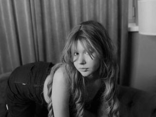 AmmyHoney's Fetish live cam Profile Image