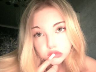 EsmeGilbertson's Latina live cam shows Profile Image