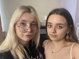 JulieAndLira's Chat Profile Image