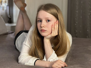 LilianHoward's Cam live sex teen Profile Image