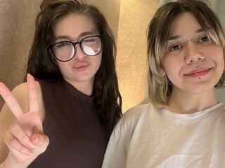 LoraAndElswyth's Cam live sex show Profile Image