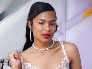 LucyLarz's Live cam boobs Profile Image