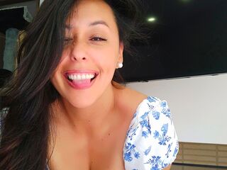 SaharaGarcia's Streamate live cam models Profile Image